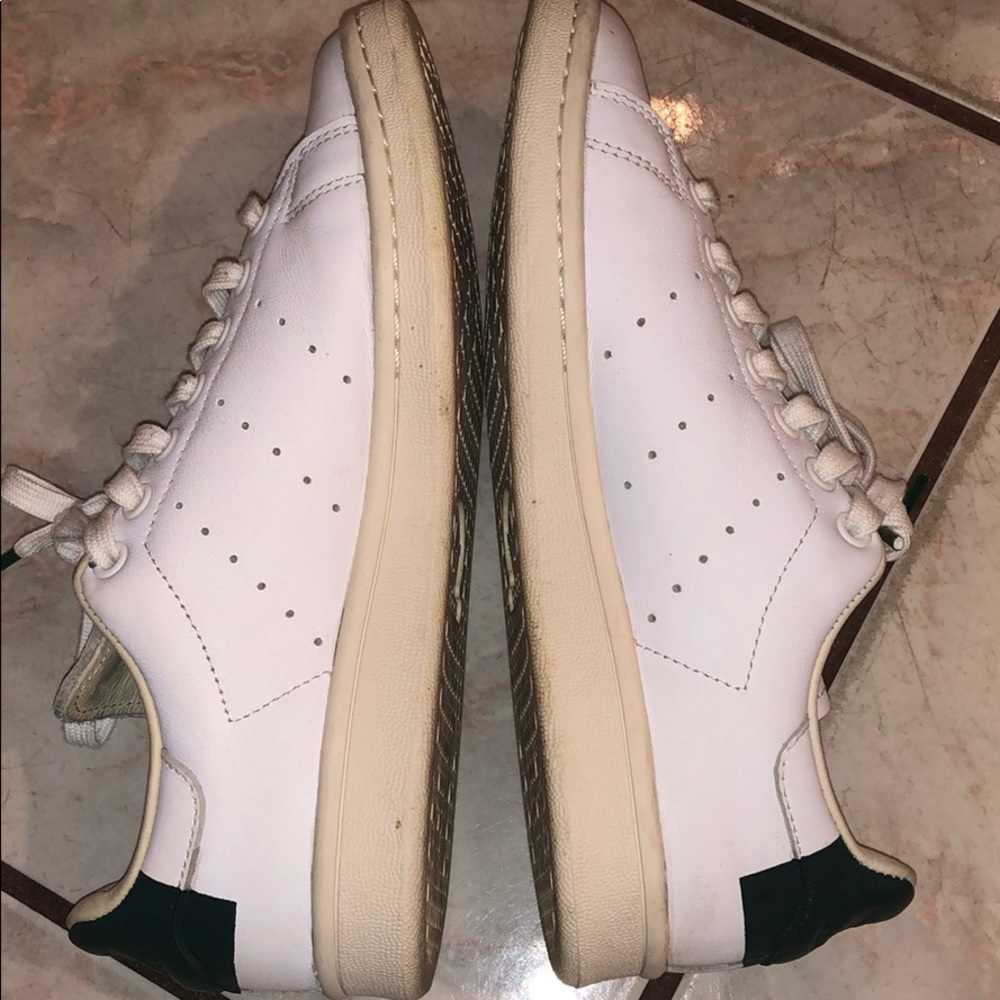 Adidas Stan Smith’s - Picture 5 of 7